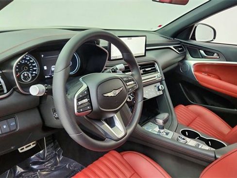 Used 2025 Genesis G70 2.5T w/ Sport Prestige Package image 19