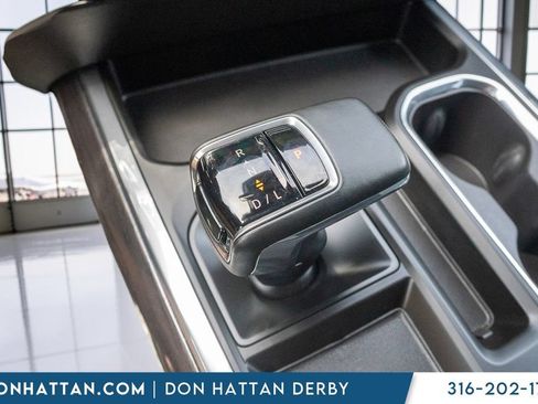 Used 2023 Chevrolet Silverado 1500 LTZ AWD/4WD image 13