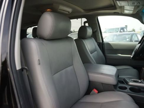 Used 2015 Toyota Sequoia Platinum AWD/4WD image 20