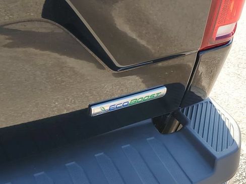 Used 2018 Ford F150 XLT w/ Equipment Group 302A Luxury AWD/4WD image 9