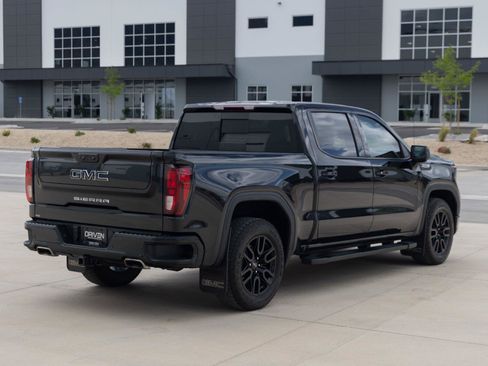 Used 2024 GMC Sierra 1500 Elevation w/ Elevation Premium Package AWD/4WD image 11