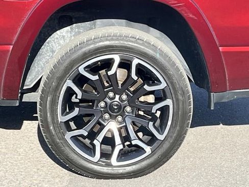 Used 2019 RAM 1500 Limited image 9
