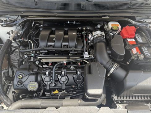 Used 2018 Ford Taurus Police Interceptor image 16