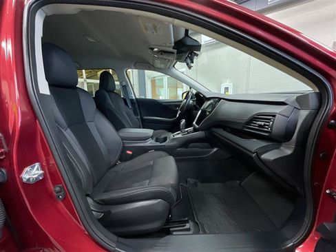 Used 2024 Subaru Outback Premium AWD/4WD image 31