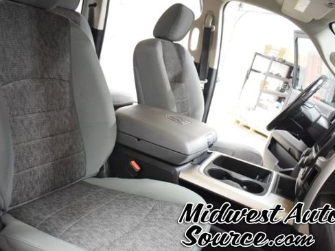 Used 2018 RAM 1500 Big Horn AWD/4WD image 32