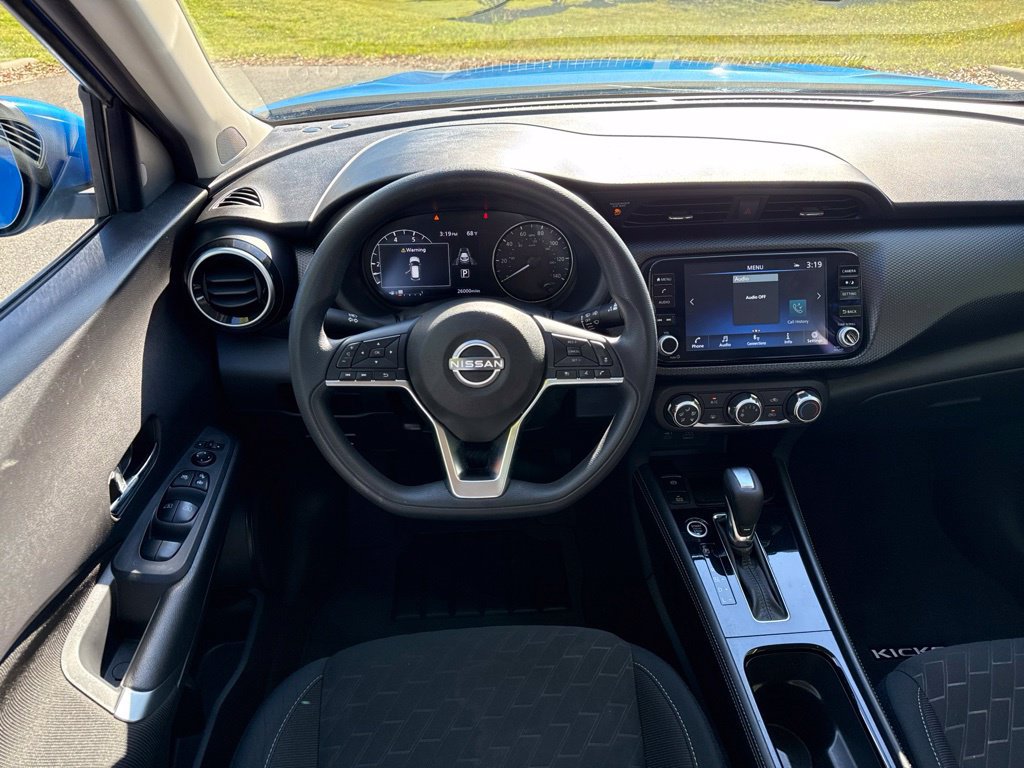 Used 2024 Nissan Kicks SV FWD image 19