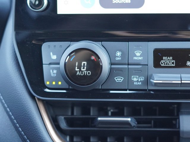 Certified 2026 Toyota Grand Highlander AWD Hybrid image 29