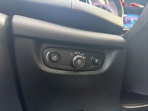 Used 2018 Buick Regal Essence w/ Driver Confidence Package #1 image 43