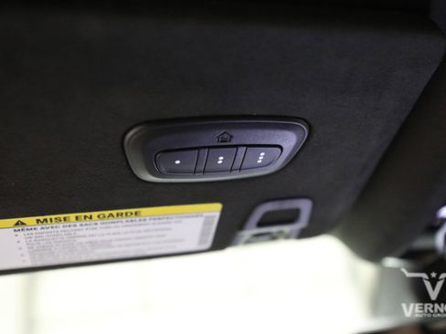 Used 2023 Jeep Grand Cherokee Summit AWD/4WD image 27