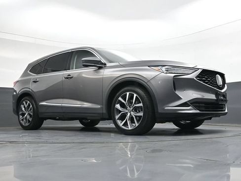 Used 2024 Acura MDX SH-AWD w/ Technology Package image 30