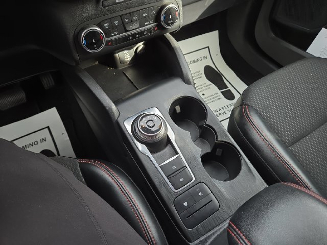 Used 2025 Ford Escape ST-Line Select AWD/4WD image 22