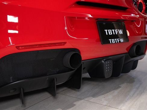 Used 2018 Ferrari 488 Spider RWD image 28