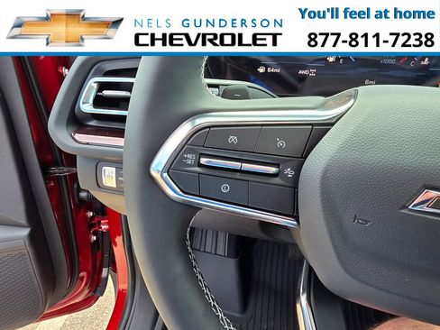 New 2026 Chevrolet Traverse Z71 w/ Driver Confidence Package AWD/4WD image 32