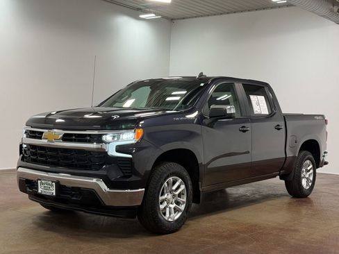 Used 2023 Chevrolet Silverado 1500 LT image 29