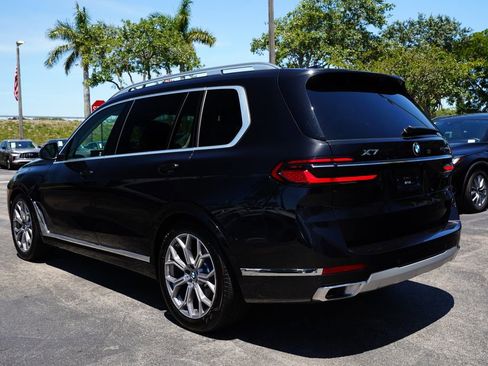 Used 2025 BMW X7 xDrive40i AWD/4WD image 8