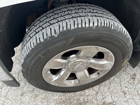 Used 2015 Chevrolet Silverado 1500 LTZ image 9