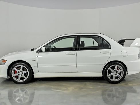 Used 2003 Mitsubishi Lancer Evolution AWD/4WD image 8