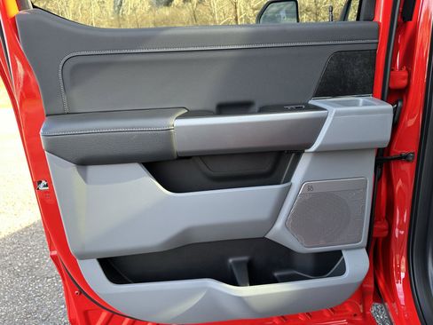 New 2026 Ford F350 XLT w/ XLT Premium Package image 43