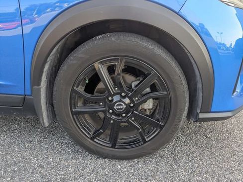 Used 2023 Nissan Kicks SR w/ SR Premium Package FWD image 10