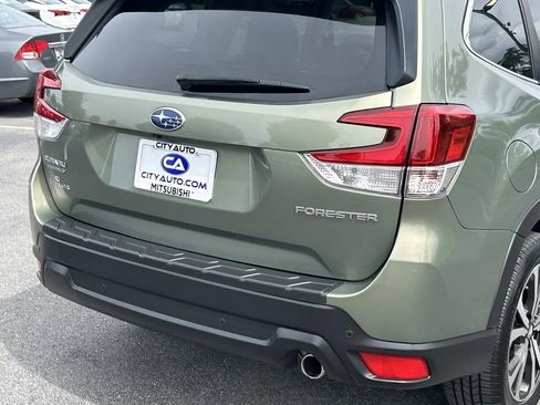 Used 2020 Subaru Forester Limited w/ Popular Package #3 AWD/4WD image 12