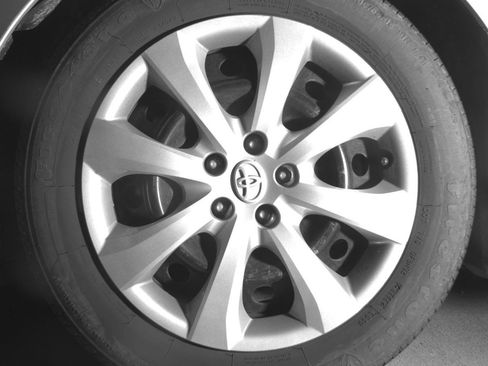 Used 2025 Toyota Corolla LE FWD image 12