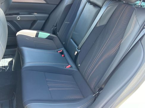 Used 2025 Maserati Grecale Folgore AWD/4WD image 33