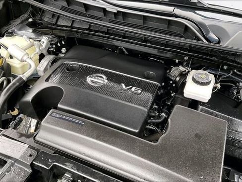 Used 2023 Nissan Murano SV image 32