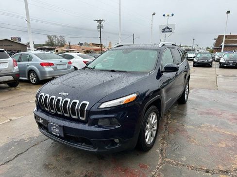 Used 2014 Jeep Cherokee Latitude w/ Cold Weather Group image 3