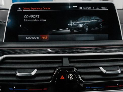 Used 2022 BMW 750i xDrive w/ Executive Package image 21