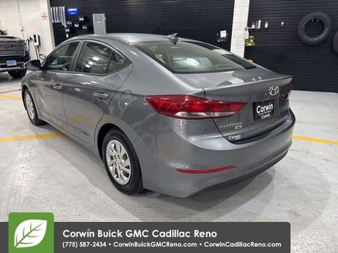 Used 2017 Hyundai Elantra SE image 6