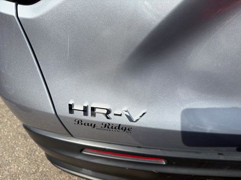 Used 2023 Honda HR-V LX image 8
