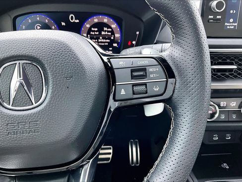 Used 2025 Acura ADX A-Spec image 17