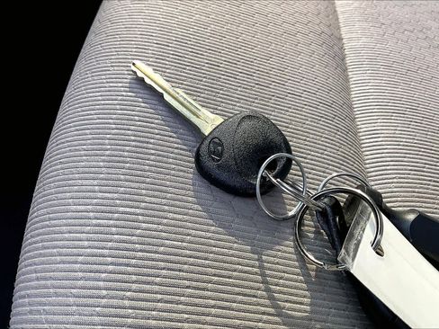 Used 2017 Hyundai Elantra SE image 14