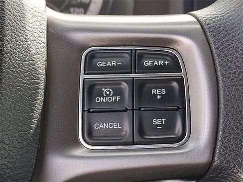 Used 2024 RAM 1500 Classic SLT image 17