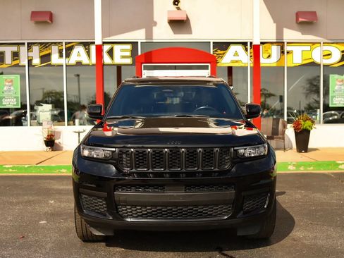 Used 2021 Jeep Grand Cherokee L Laredo AWD/4WD image 2