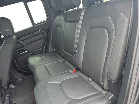 Used 2025 Land Rover Defender 110 S AWD/4WD image 15
