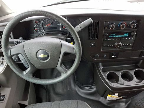 Used 2024 Chevrolet Express 2500 w/ Driver Convenience Package RWD image 12