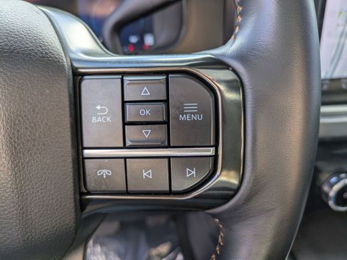 Used 2024 Ford F350 Platinum w/ FX4 Off-Road Package image 19