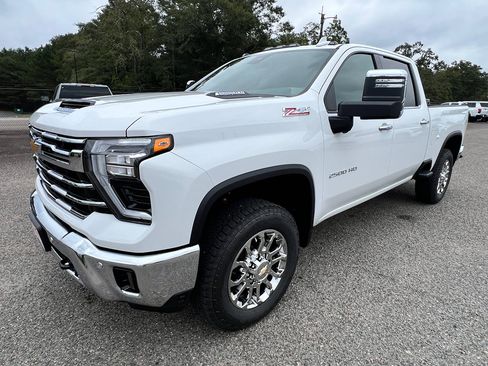 New 2026 Chevrolet Silverado 2500 LTZ w/ LTZ Convenience Package image 5