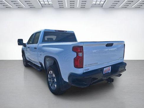 Used 2025 Chevrolet Silverado 2500 Custom w/ Custom Value Package AWD/4WD image 6