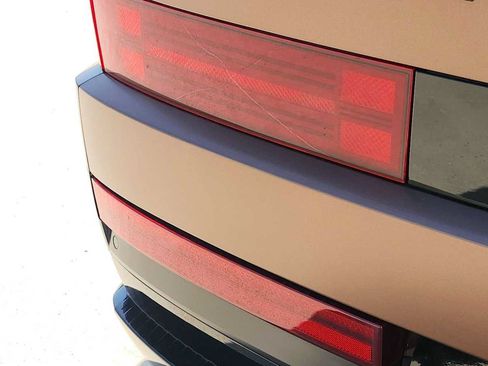 Used 2025 Hyundai Santa Fe Calligraphy FWD image 34