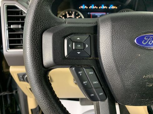 Used 2015 Ford F150 XLT w/ Equipment Group 301A Mid RWD image 17