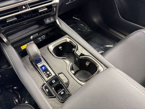 Certified 2025 Lexus RX 350 Premium w/ Accessory Package (Z1) image 26