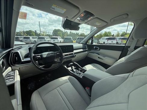 Used 2026 Kia Sorento S AWD/4WD image 9