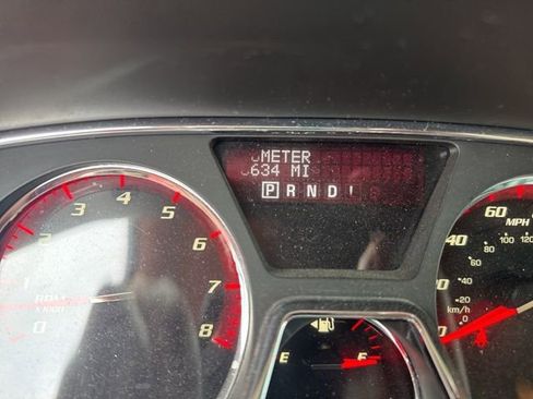 Used 2014 GMC Acadia SLT image 5