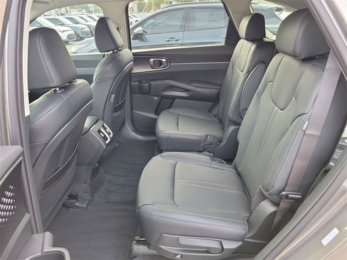 New 2026 Kia Sorento EX image 16