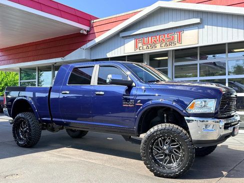 Used 2018 RAM 2500 Laramie AWD/4WD image 1