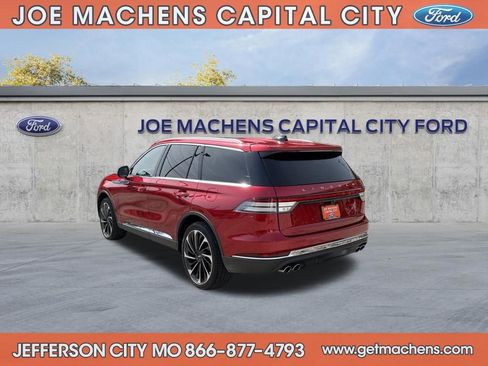 Used 2025 Lincoln Aviator Reserve w/ Illumination Package image 6