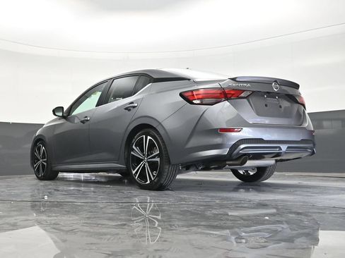 Used 2022 Nissan Sentra SR w/ Electronics Package FWD image 23