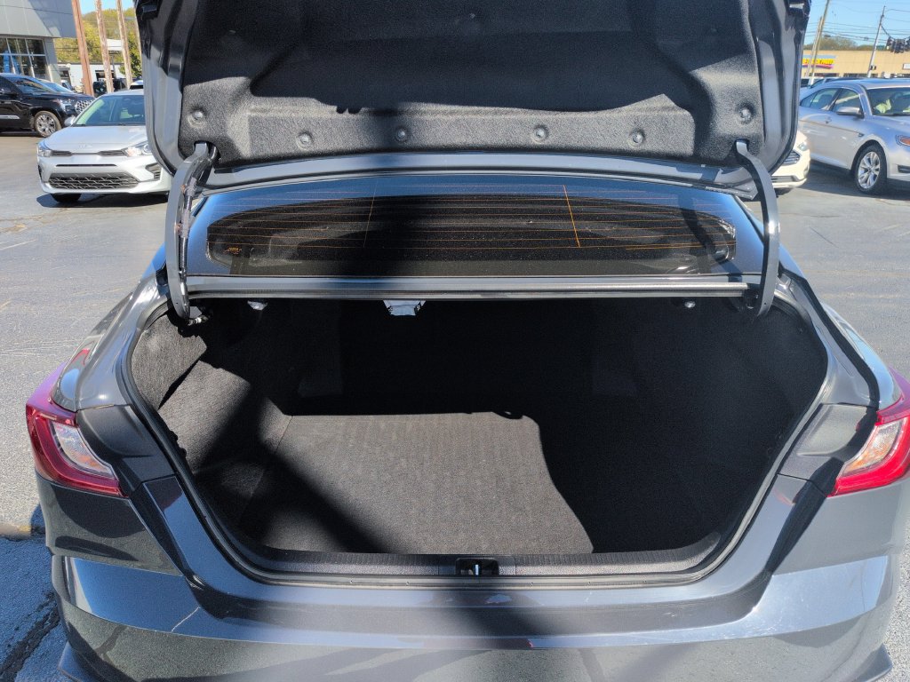 Used 2025 Toyota Camry SE FWD image 23